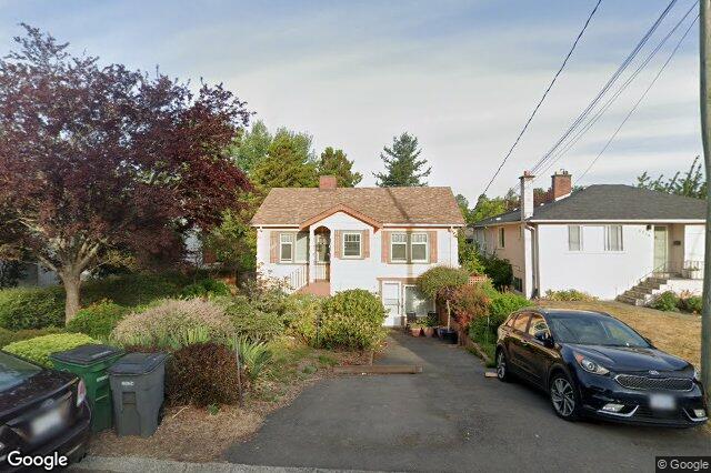 Street view of 3312 Kingsley St, Saanich