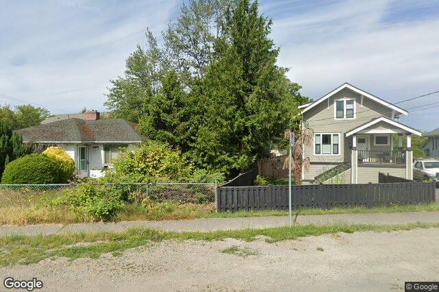Street view of 3330 Harriet Rd, Saanich