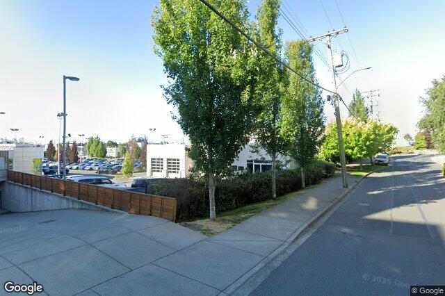 Street view of 601 – 881 Short St, Saanich