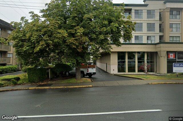 Street view of 405 – 3460 Quadra St, Saanich