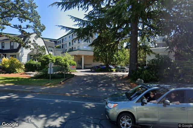 Street view of 207 – 991 Cloverdale Ave, Saanich