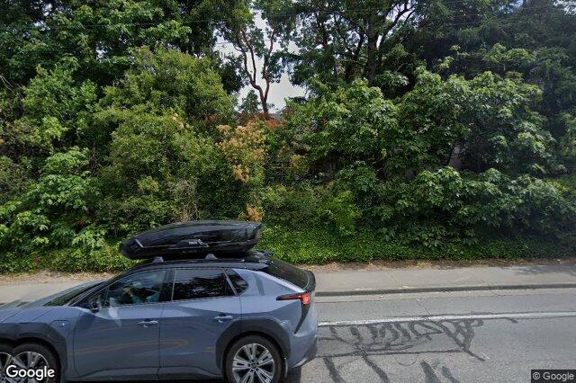 Street view of 112 – 290 Island Hwy, View Royal
