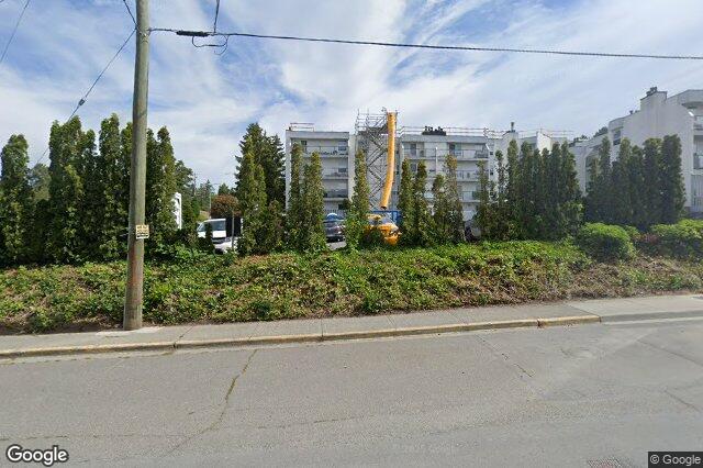 Street view of 114 – 290 Regina Ave, Saanich