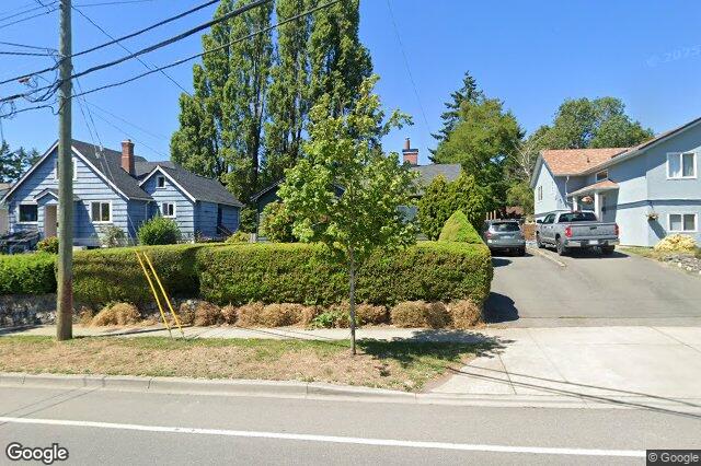Street view of 958 Tattersall Dr, Saanich