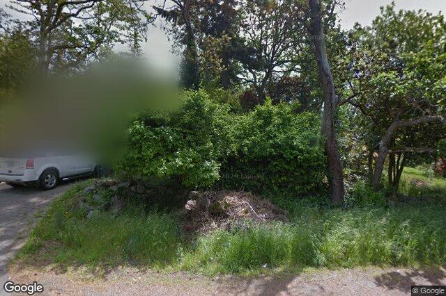 Street view of 1 – 2737 Tudor Ave, Saanich