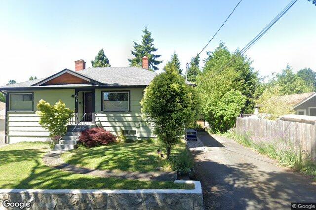 Street view of 1050 Leslie Dr, Saanich