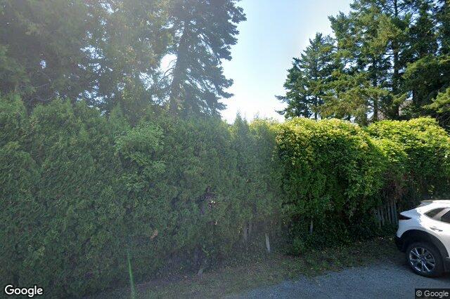 Street view of 3905B Cadboro Bay Rd, Saanich