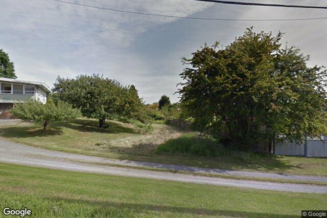Street view of 1 – 1520 Louise Pl, Saanich