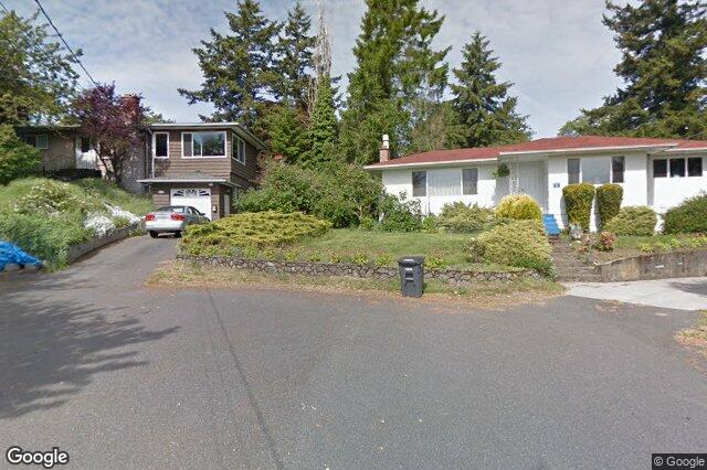 Street view of 2 – 1520 Louise Pl, Saanich