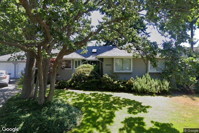 Street view of 2580 Sherwood Lane, Saanich