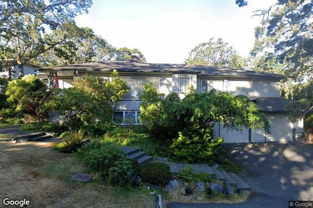 Street view of 1567 Athlone Dr, Saanich