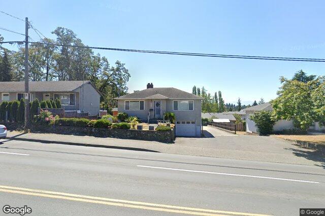 Street view of 931 McKenzie Ave, Saanich