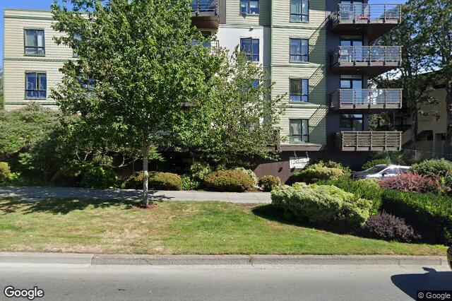 Street view of 401 – 982 McKenzie Ave, Saanich