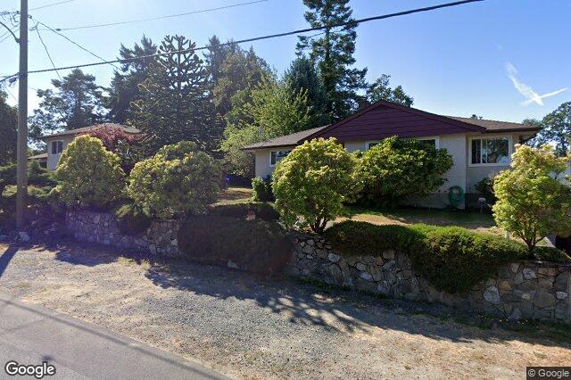 Street view of 1275 Garkil Rd, Saanich
