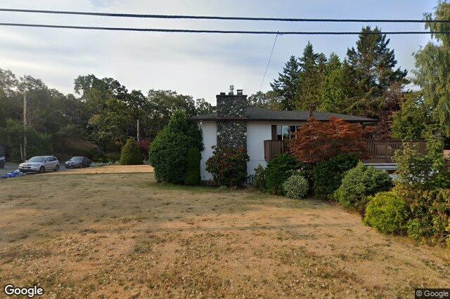 Street view of 3940 Oakdale Pl, Saanich
