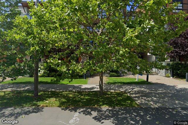 Street view of 402 – 4000 Shelbourne St, Saanich