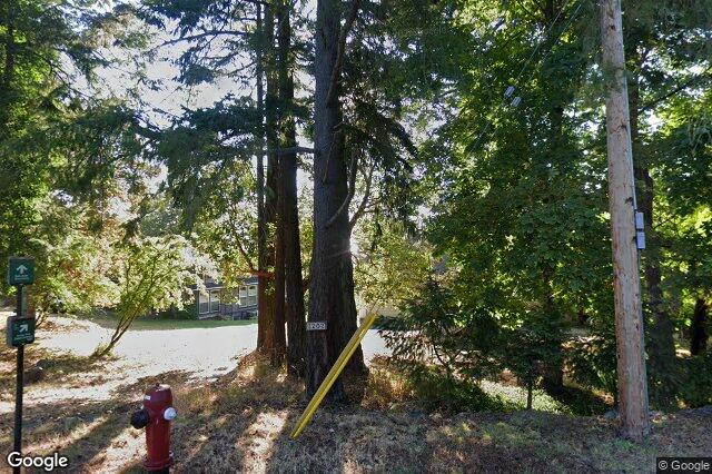 Street view of 2202 Arbutus Rd, Saanich