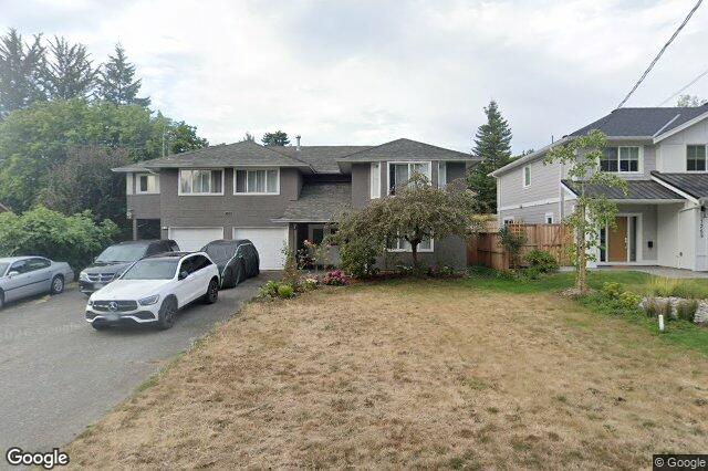 Street view of 3 – 1255 Dunsterville Ave, Saanich