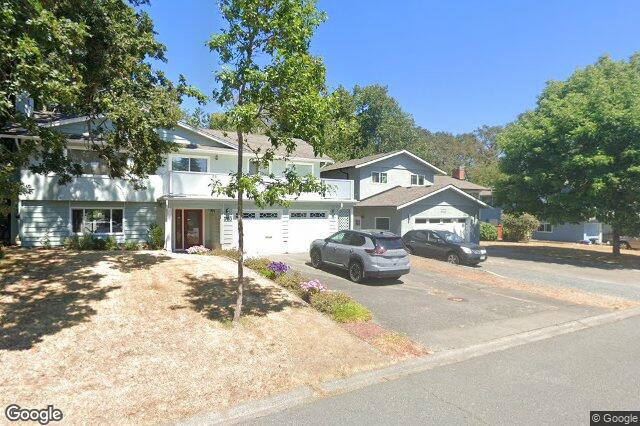 Street view of 986 Lucas Ave, Saanich
