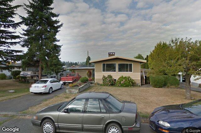 Street view of 4182 Oakridge Cres, Saanich