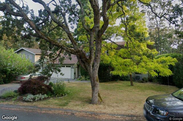 Street view of 1538 Cedarglen Rd, Saanich