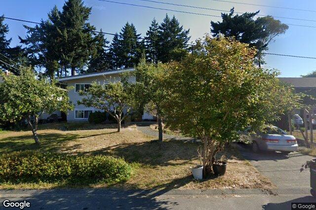 Street view of 4426 Chartwell Dr, Saanich