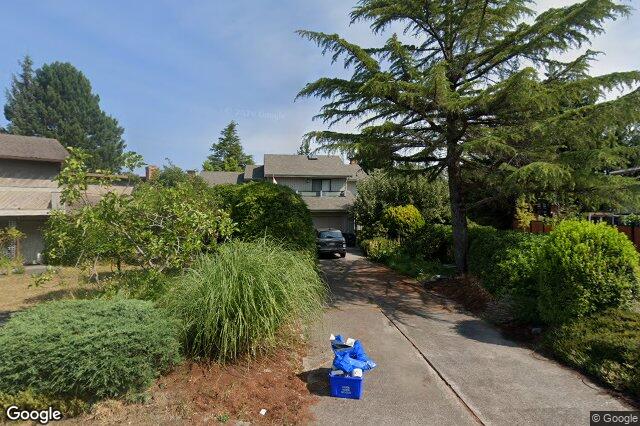 Street view of 1558 Agnew Ave, Saanich