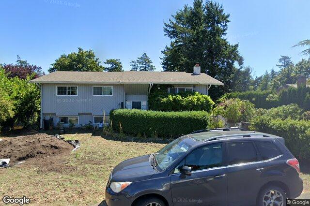 Street view of 2041 Ferndale Rd, Saanich