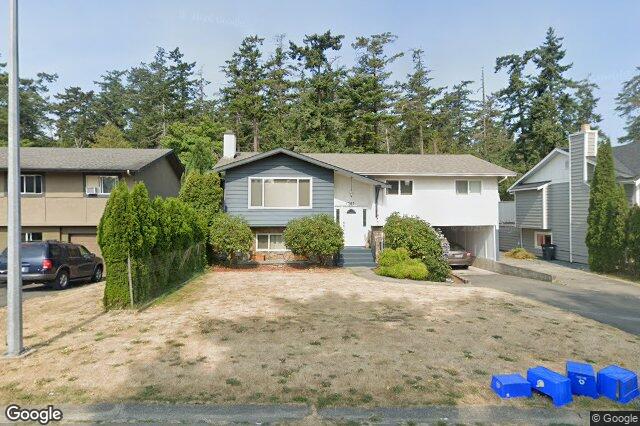 Street view of 1503 Edgemont Rd, Saanich