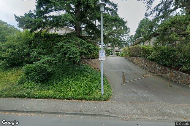 Street view of 22 – 901 Kentwood Lane, Saanich