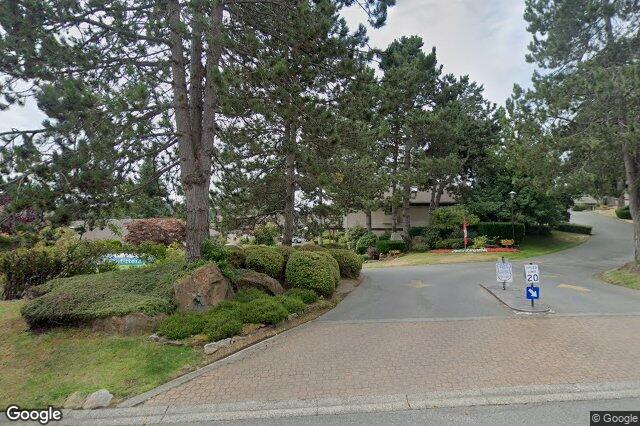Street view of 31 – 901 Kentwood Lane, Saanich