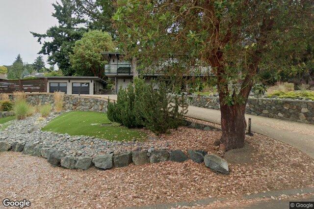 Street view of 930 Kentwood Terr, Saanich