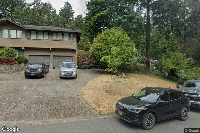 Street view of 1005 Kentwood Pl, Saanich