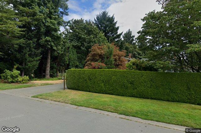 Street view of 5208 Del Monte Ave, Saanich