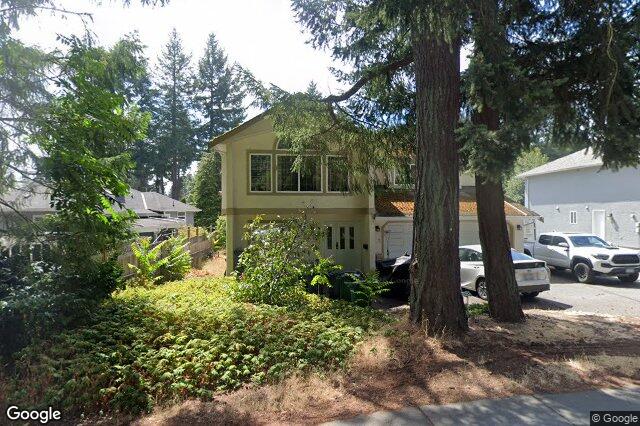 Street view of 5272 Cordova Bay Rd, Saanich
