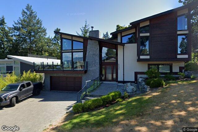 Street view of 6897 McKenna Crt, Central Saanich