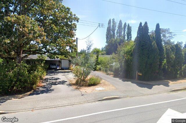 Street view of 7037 WALLACE Dr, Central Saanich