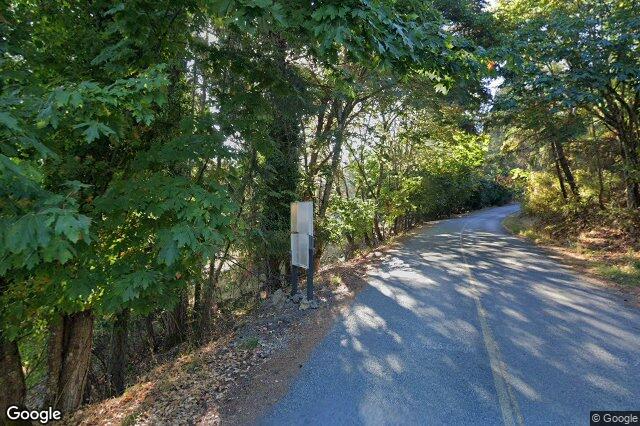 Street view of 7084 Willis Point Rd, Central Saanich