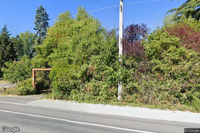 Street view of 7356 Wallace Dr, Central Saanich