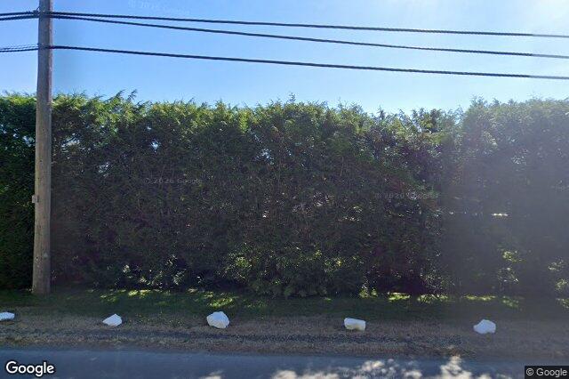 Street view of 97 – 7583 Central Saanich Rd, Central Saanich
