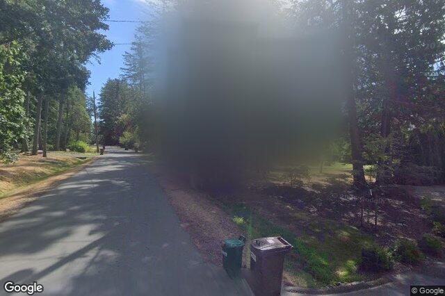 Street view of 657 Cromarty Ave, North Saanich