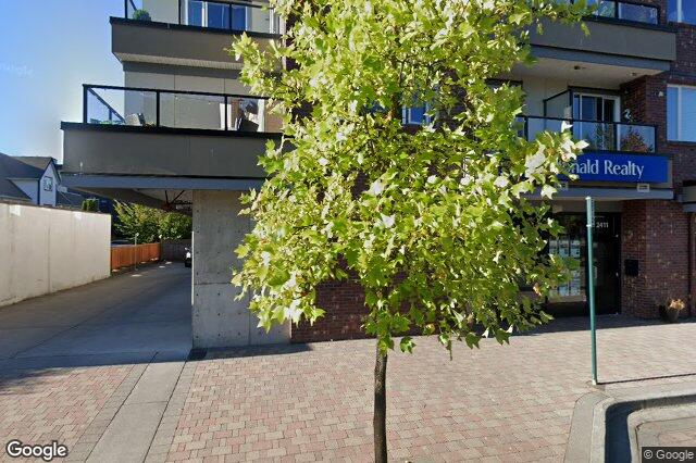 Street view of PH402 – 2409 Bevan Ave, Sidney