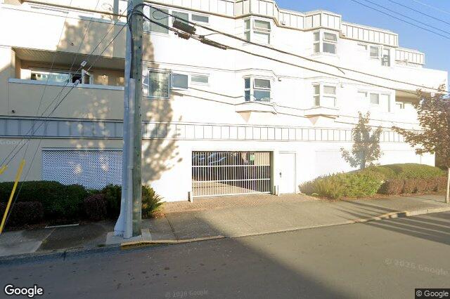 Street view of 304 – 2490 Bevan Ave, Sidney