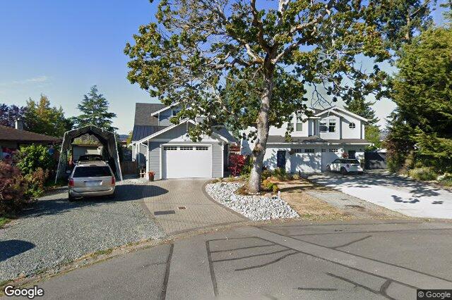 Street view of 10216 Robinia Pl, Sidney