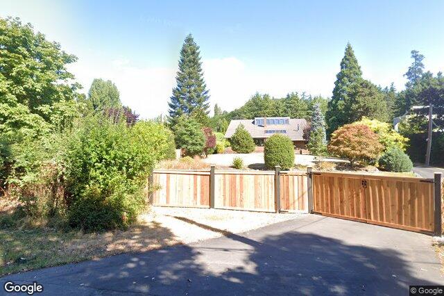 Street view of 564 Towner Rd, North Saanich
