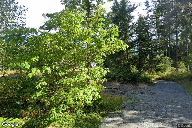 Street view of 1220 Clayton Rd, North Saanich