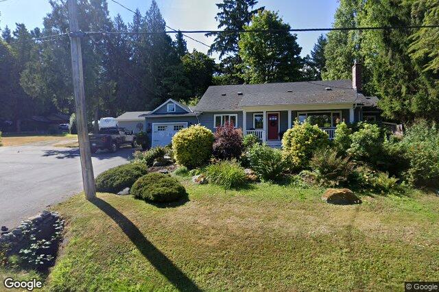 Street view of 1087 Maple Rd, North Saanich
