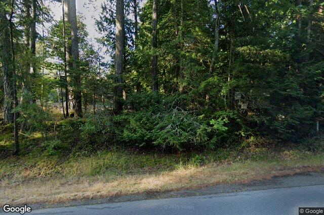 Street view of 1829 Lands End Rd, North Saanich