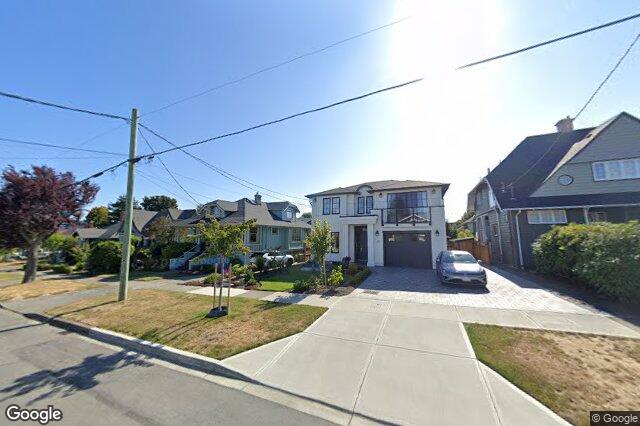 Street view of 25 Howe St, Victoria