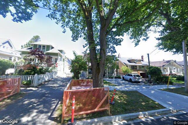 Street view of 135 Passmore St, Victoria